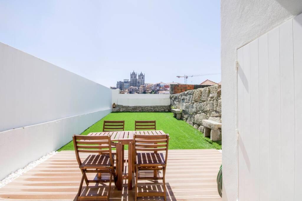 Vitoria Over The Roofs II Porto Kültér fotó